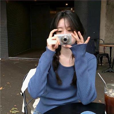 虽然是公会的前台小姐,因为讨厌加班,所以打算自己讨伐boss